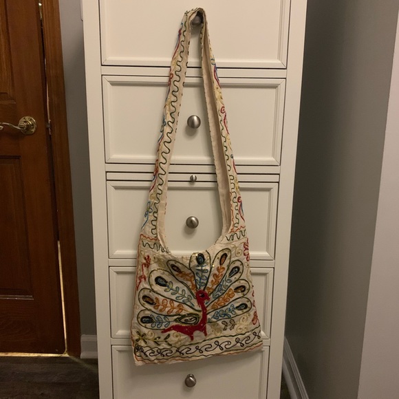 Unkown Handbags - Peacock Crossbody